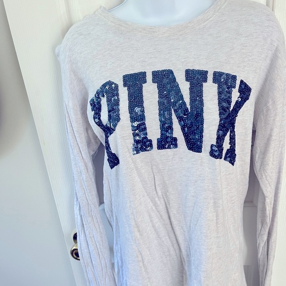 PINK Victoria's Secret Tops - 𝅺pink long sleeve shirt 🔥 ACCEPTING OFFERS 🔥